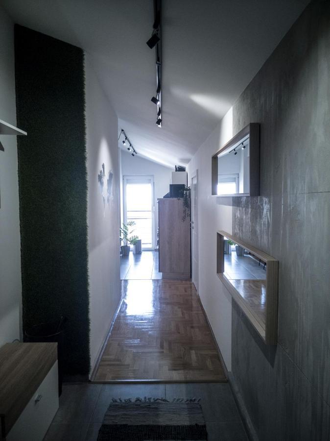 Raw Industrial City Apartment Subotica Exterior photo